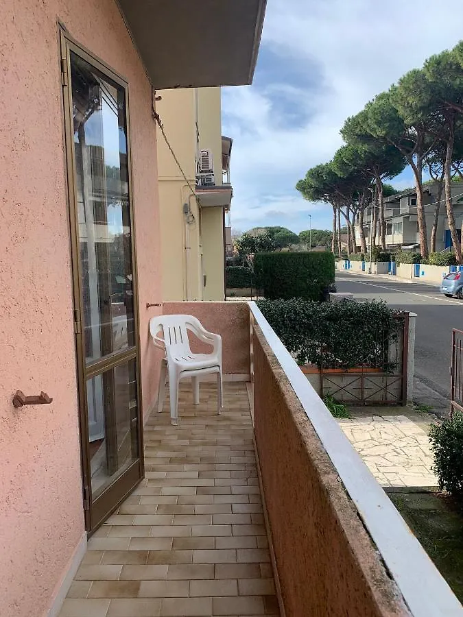 A Due Passi Dal Mare Apartment Castiglione della Pescaia Italy